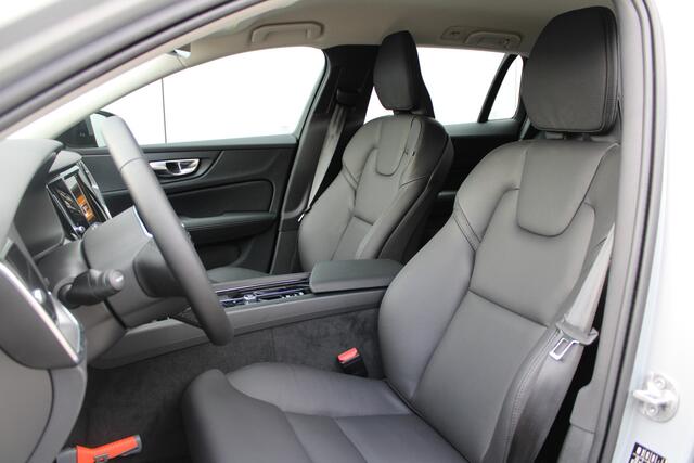 Volvo V60 B4 Plus Dark | Trekhaak | Reservewiel | 18" Velgen