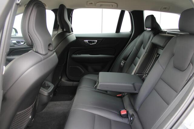 Volvo V60 B4 Plus Dark | Trekhaak | Reservewiel | 18" Velgen