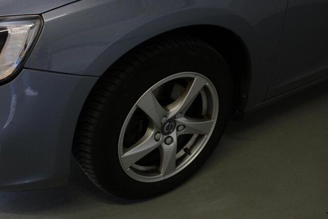 Volvo V60 1.5 T3 Polar Navi | LMV | Clima | Cruise | PDC | Bluetooth