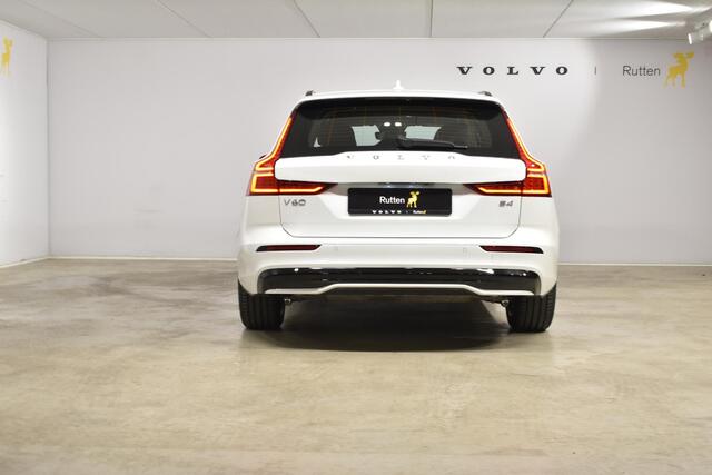Volvo V60 B4 211PK Automaat Plus Dark