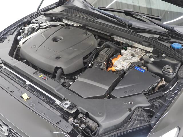 Volvo V60 2.0 T8 Twin Engine AWD R-Design | Panoramadak | Harman Kardon | Memory | Camera