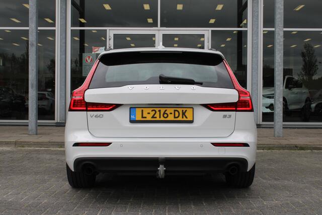 Volvo V60 B3 Momentum Advantage Trekhaak / BLIS / Achteruitrij Camera /
