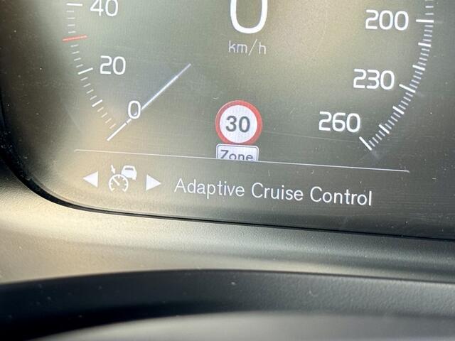 Volvo V60 2.0 B4 197PK Inscription Leder Adaptive-cruise Stoel/stuurverwar