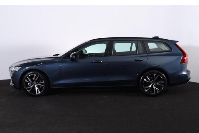 Volvo V60 B4 Plus Dark - IntelliSafe Assist & Surround - Parkeercamera achter - Verwarmde voorstoelen, stuur & achterbank - Parkeersensoren voor & achter - Elektr. bedienb. voorstoelen met geheugen - Draadloze tel. lader - Elektr. inklapbare trekhaak - 18' LMV