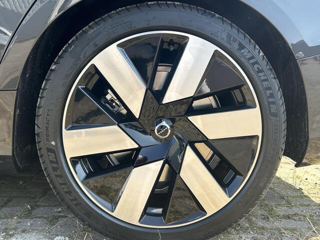 Volvo V60 T6 350PK Recharge AWD Core Bright / Long Range / Adaptive Cruise / BLIS / Verwarmbare Voorstoelen + Stuurwiel / 19" / Keyless /