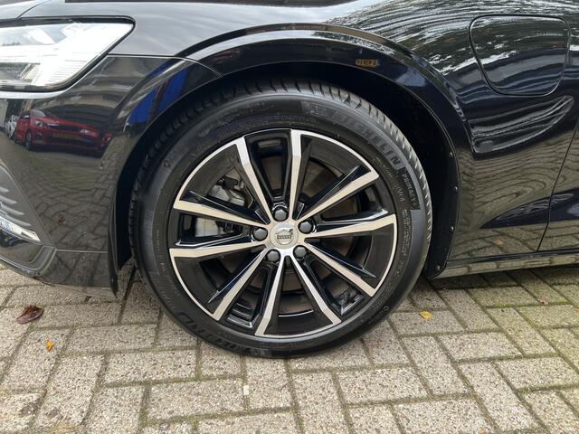 Volvo V60 2.0 T6 Recharge AWD Plus Bright Panorama dak Carplay