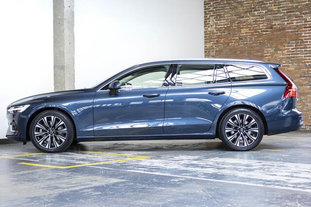 Volvo V60 B3 Plus Bright | 360º camera | Harman Kardon audio | Wegklapbare trekhaak | Stoel- en stuurverwarming | Verwarmbare achterbank