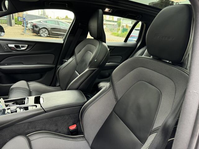 Volvo V60 2.0 T8 Twin Engine AWD R-Design Pro *Leder*Panorama*