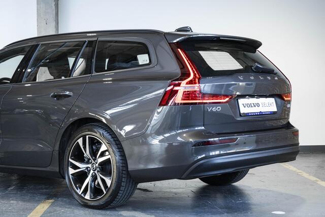 Volvo V60 B3 Automaat Essential Edition | BLIS | Adaptive Cruise control | Stuur- en stoelverwarming | Verwarmbare achterbank | Parkeersensoren voor + achter | Volvo on Call | Wegklapbare trekhaak
