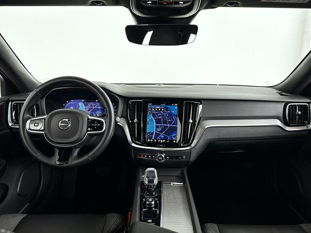 Volvo V60 B3 Plus Dark | Harman Kardon | 360º camera | Stoel- en stuurverwarming | Trekhaak