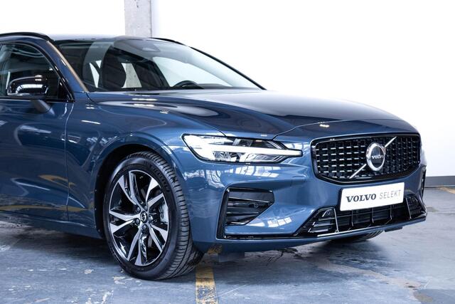 Volvo V60 B4 Automaat Plus Dark | Stoel- en stuurverwarming | Elektrische achterklep | Parkeercamera | Verwarmde achterbank | Wegklapbare trekhaak | Google infotainment