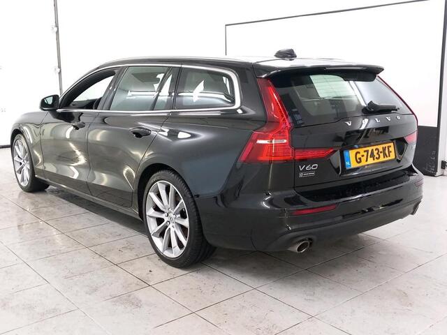 Volvo V60 2.0 T4 Momentum Pro
