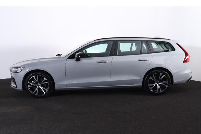 Volvo V60 B4 Plus Dark - IntelliSafe Assist & Surround - Verwarmde voorstoelen, stuur & achterbank - Parkeersensoren voor & achter - Elektr. bedienb. voorstoelen met geheugen - Draadloze tel. lader - Elektr. inklapbare trekhaak - 18' LMV