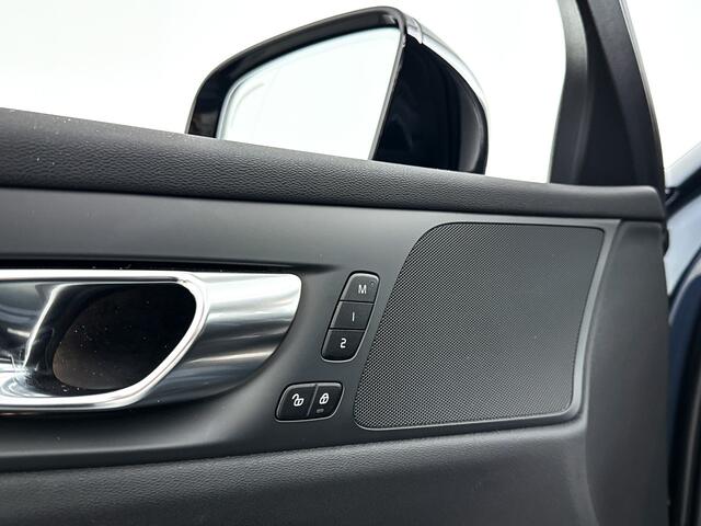 Volvo V60 B4 Plus Dark | Parkeercamera | Stoel- en stuurverwarming | Trekhaak