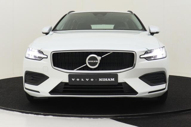 Volvo V60 B3 (M-HYBRID) ESSENTIAL EDITION -LEDER|ADAP.CRUISE|CLIMATE|BLIS|CAMERA