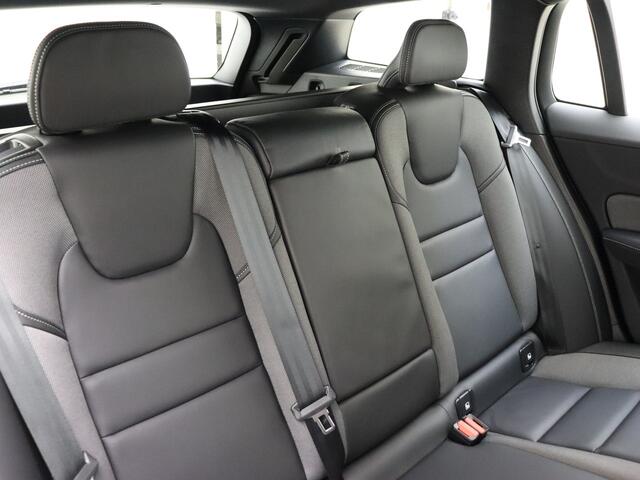 Volvo V60 B4 211pk Plus Dark / Elektr. Sportstoelen / FULL-LED / Stoelverw. Voor + Achterzijde / Adapt. Cruise / BLIS / PDC + Camera / Elektr. Achterklep / 4-Zone Climate Control /