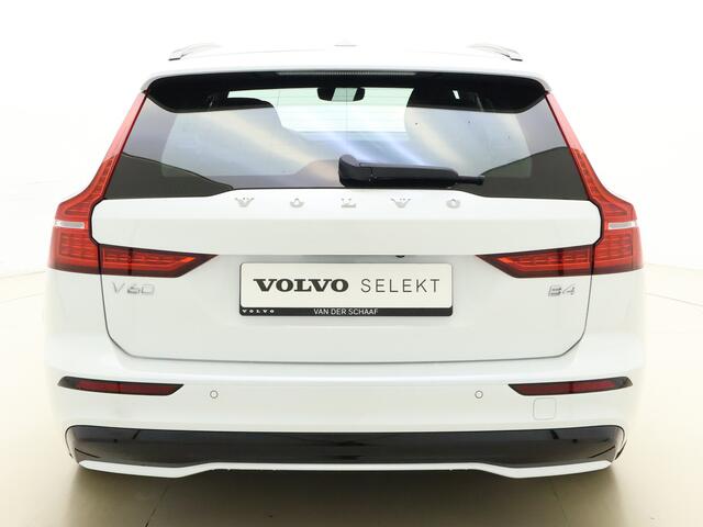 Volvo V60 B4 211pk Plus Dark / Elektr. Sportstoelen / FULL-LED / Stoelverw. Voor + Achterzijde / Adapt. Cruise / BLIS / PDC + Camera / Elektr. Achterklep / 4-Zone Climate Control /