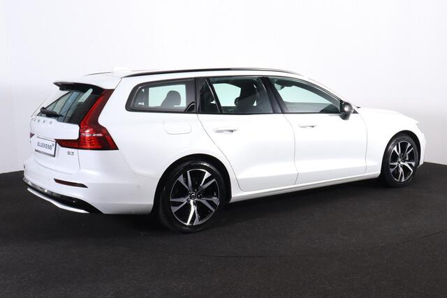 Volvo V60 B3 Plus Dark - IntelliSafe Assist - 360º Camera - Harman/Kardon audio - Adaptieve LED koplampen - Verwarmde voorstoelen, stuur & achterbank - Parkeersensoren voor & achter - Elektr. bedienb. voorstoelen met geheugen - Draadloze tel. lader - Standkachel - 