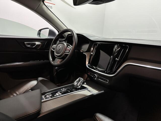 Volvo V60 2.0 B3 Inscription - Navi / Leder / ACC / Stoel+stuur verw.