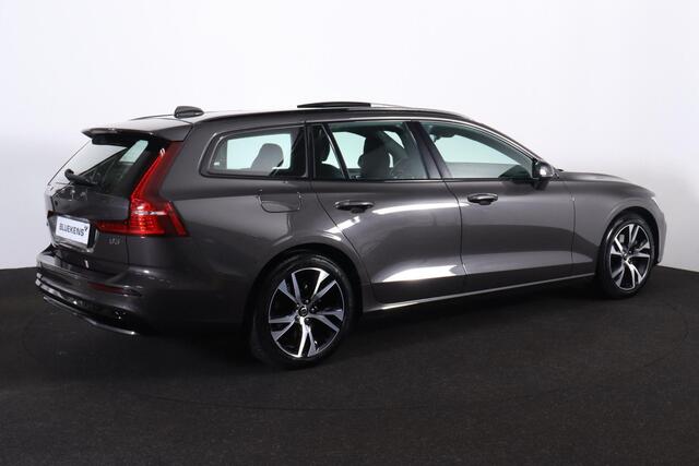 Volvo V60 B3 Plus Dark - IntelliSafe Assist - 360° Camera - Harman/Kardon audio - Adaptieve LED koplampen - Verwarmde voorstoelen, stuur & achterbank - Parkeersensoren voor & achter - Standkachel - Elektr. inklapbare trekhaak - 18' LMV