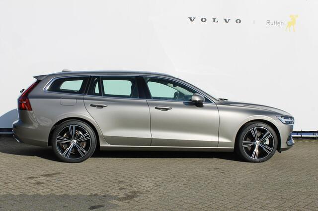 Volvo V60 T8 455PK Automaat Long Range Recharge AWD Adaptieve Cruise Control / Apple Carplay / Verwarmbare buitenste zittingen achterbank / Verwarmbare voorstoelen / DAB+