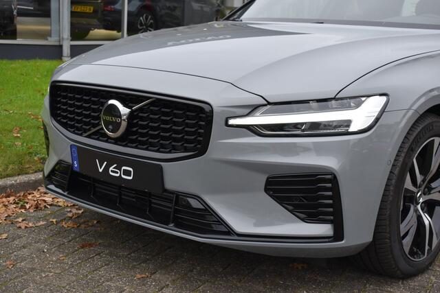 Volvo V60 T6 350PK Automaat Recharge AWD Plus Dark | ACC | H&K | Blis | 360 Camera | Stuurverwarming | Leder | 18" LMV | Apple carplay