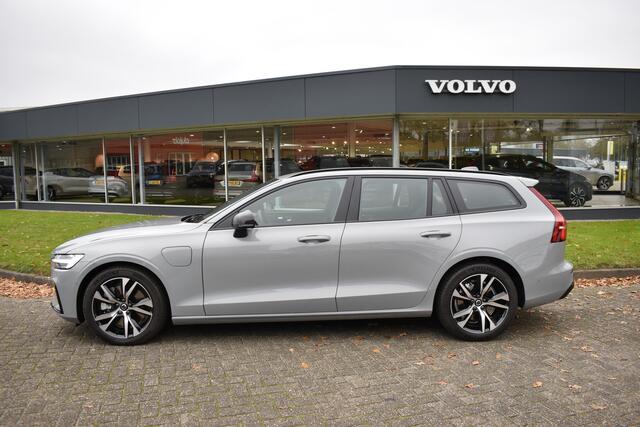 Volvo V60 T6 350PK Automaat Recharge AWD Plus Dark | ACC | H&K | Blis | 360 Camera | Stuurverwarming | Leder | 18" LMV | Apple carplay