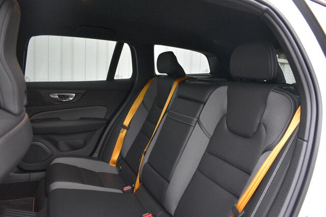 Volvo V60 T8 AWD Polestar Engineered | 20" Polestar Velgen | 360º Camera | Harman/Kardon |