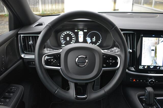 Volvo V60 T8 AWD Polestar Engineered | 20" Polestar Velgen | 360º Camera | Harman/Kardon |