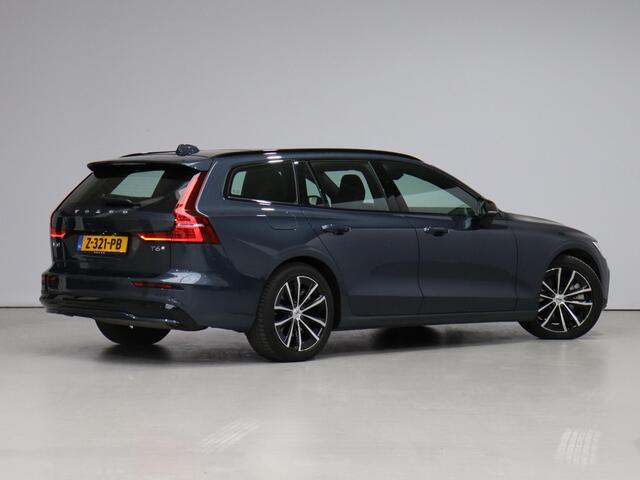Volvo V60 T6 AWD Plug-in hybrid AWD Plus Dark / Trekhaak / Pano. dak / Harman Kardon / Achter- voor- en stuurverwarming / Leer / 360 camera /