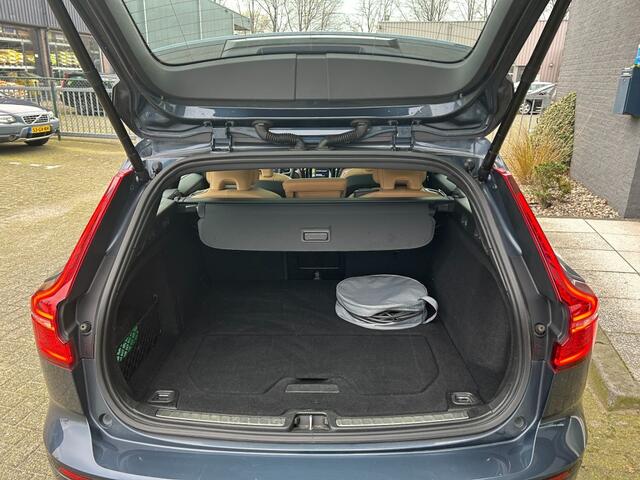 Volvo V60 2.0 T6 Recharge AWD Inscription - Lounge Full Options