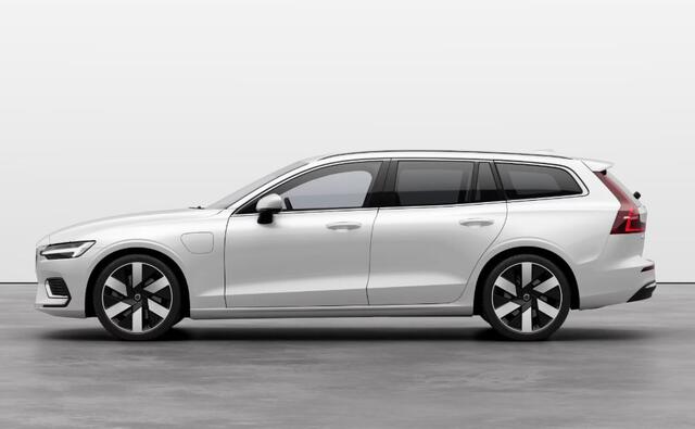 Volvo V60 2.0 T6 Plug-in hybrid AWD Essential Edition | Climate Pack | Moritz Leder | Driver assist Pack | 19 inch |