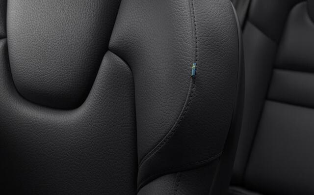 Volvo V60 2.0 T6 Plug-in hybrid AWD Essential Edition | Climate Pack | Moritz Leder | Driver assist Pack | 19 inch |