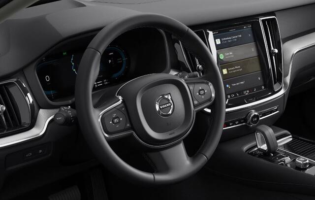 Volvo V60 2.0 T6 Plug-in hybrid AWD Essential Edition | Climate Pack | Moritz Leder | Driver assist Pack | 19 inch |