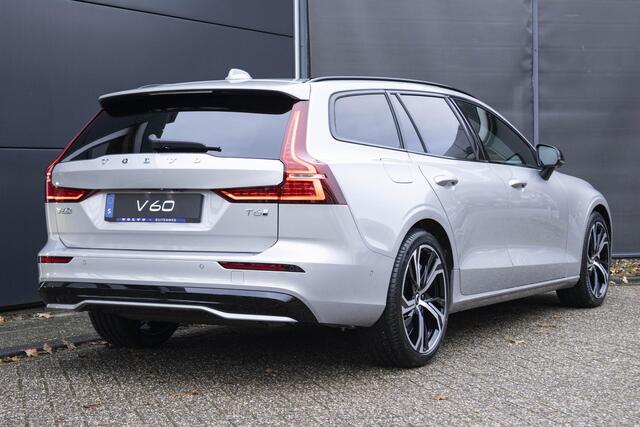 Volvo V60 2.0 T6 Plug-in hybrid AWD Ultra Dark