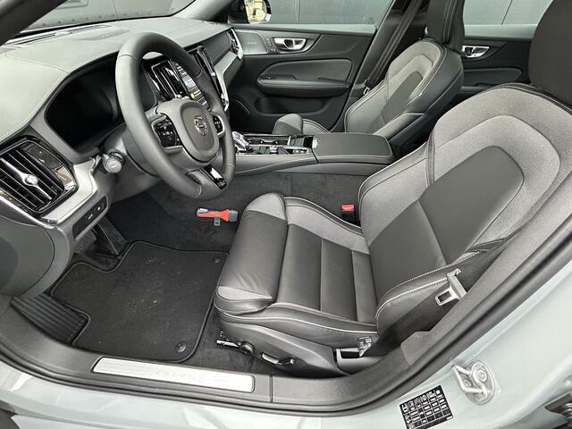 Volvo V60 2.0 T6 Plug-in hybrid AWD Ultra Dark 19 inch 360 camera schuifdak harman kardon nappa leder intellisafe