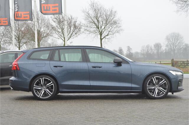 Volvo V60 2.0 T5 R-Design Trekhaak wegklap | Memory stoel | Pilot Assist | Stoelverwarming | Dodehoeksensor | Carplay | a.Camera