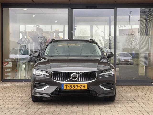 Volvo V60 B3 Aut. Core | Parkeercamera | Stoel- en stuurverwarming | Keyless