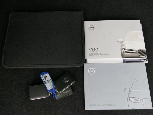 Volvo V60 T5 Momentum 12mnd garantie / Panoramadak / Navi / Apple carplay & Android auto