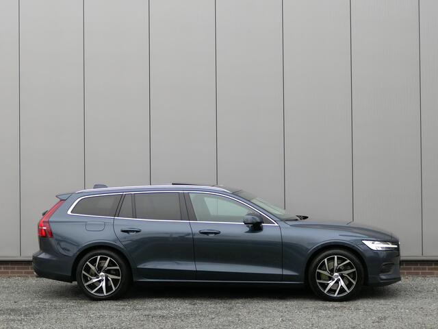 Volvo V60 T5 Momentum 12mnd garantie / Panoramadak / Navi / Apple carplay & Android auto