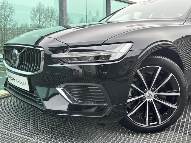 Volvo V60 2.0 T6 Plug-in hybrid AWD Essential Edition Hybrid, Automaat, Driver assist, Leder, Stoelverwarming, Stuurverwarming, Trekhaak semi elektrisch inklapbaar, BLIS, Pilot assist