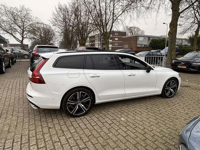 Volvo V60 T8 AWD R-Design Head-Up Pano Keyless 360 Harman Kardon