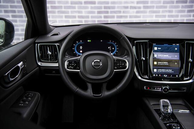 Volvo V60 2.0 B4 Plus Dark | Adaptive Cruise Control | Panoramadak | 19" | Camera | Apple Carplay | Memory Seats |