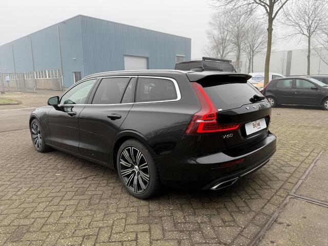 Volvo V60 2.0 T8 Twin Engine AWD Inscription Massage l Pano l 400PK