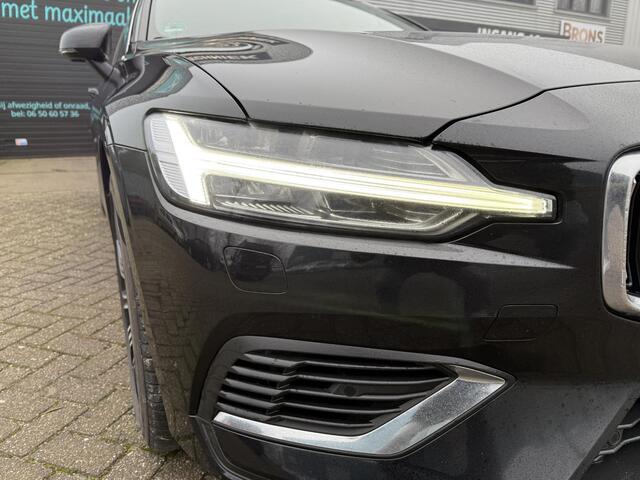 Volvo V60 2.0 T8 Twin Engine AWD Inscription Massage l Pano l 400PK