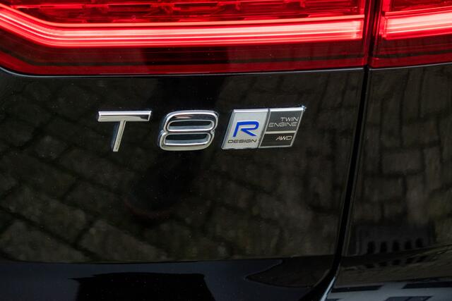 Volvo V60 2.0 T8 Twin Engine AWD R-Design Pano ACC Leer Camera Keyless Trekhaak