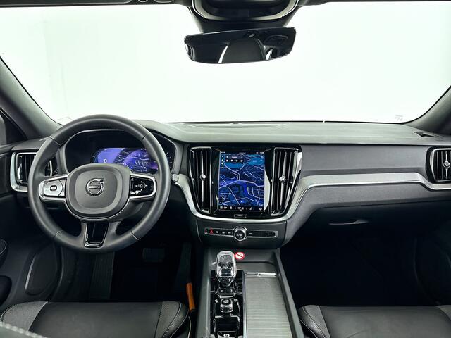 Volvo V60 B4 Aut. Plus Dark | Panoramadak | 360º camera | Harman Kardon | Trekhaak