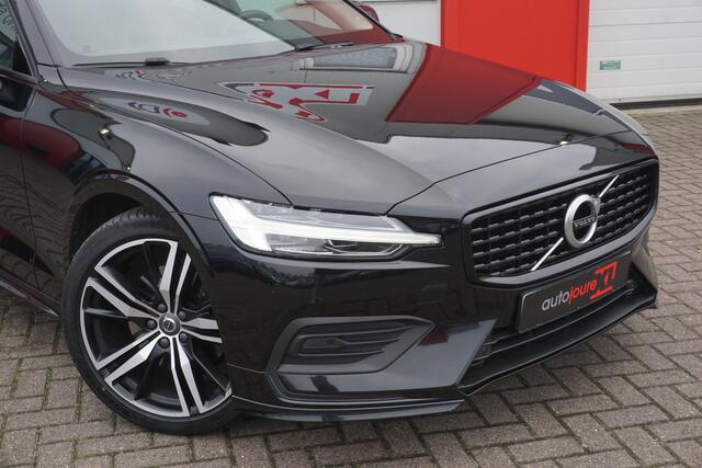 Volvo V60 2.0 B3 Momentum | Leder | ACC | Styling Kit | Camera | Origineel NL |