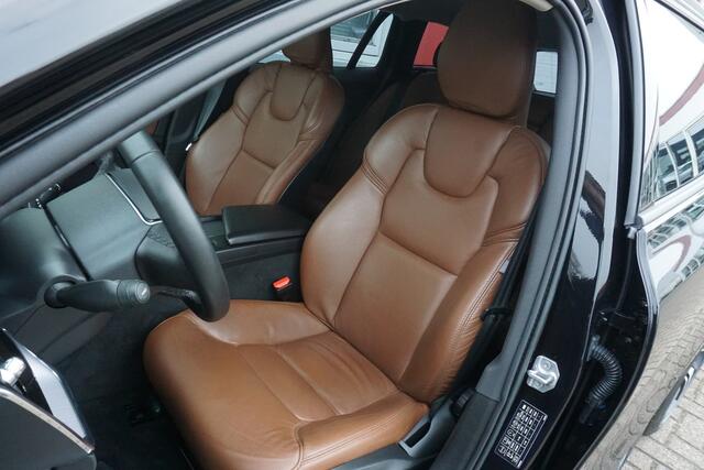 Volvo V60 2.0 B3 Momentum | Leder | ACC | Styling Kit | Camera | Origineel NL |