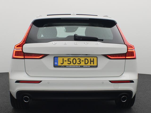 Volvo V60 2.0 T4 Momentum PANORAMADAK / FULL LED / CARPLAY / HARMAN-KARDON / CAMERA / DAB+ / NL-AUTO